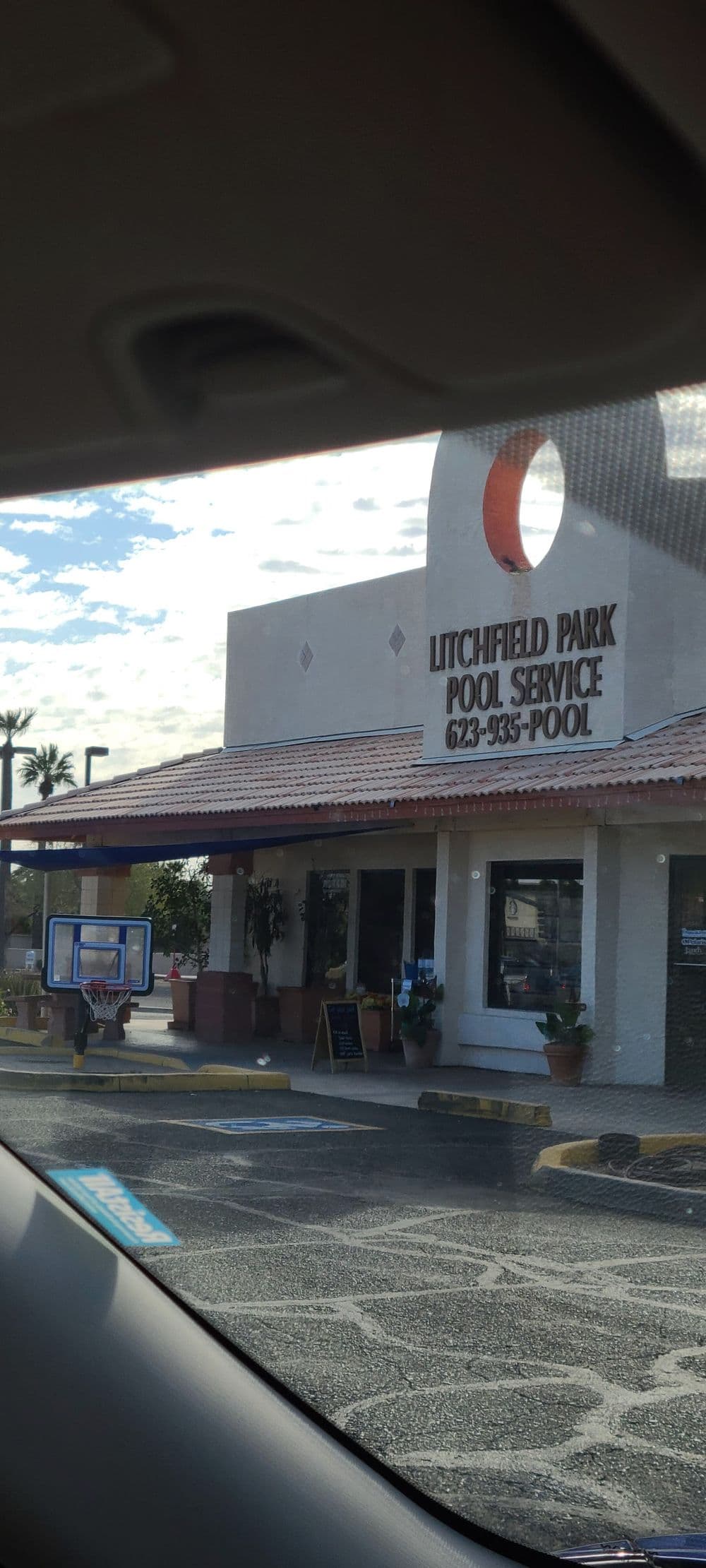 Expert tile cleaning bead blasting in progress