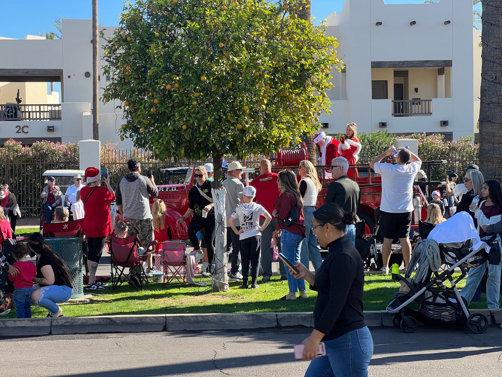 Gallery photos for Spreading Holiday Cheer at the Litchfield Park Parade: Image #4